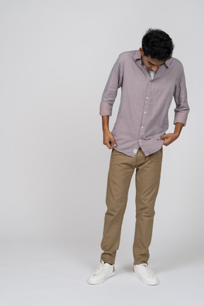 Man in casual clothes standing